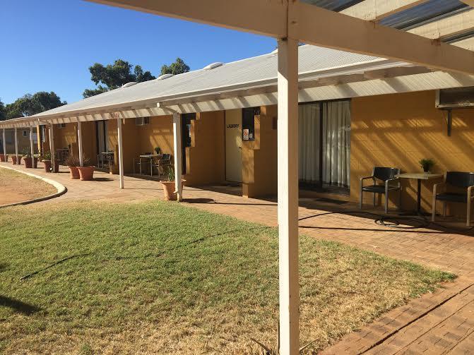 Carnarvon Caravan Park Hotel Exterior foto