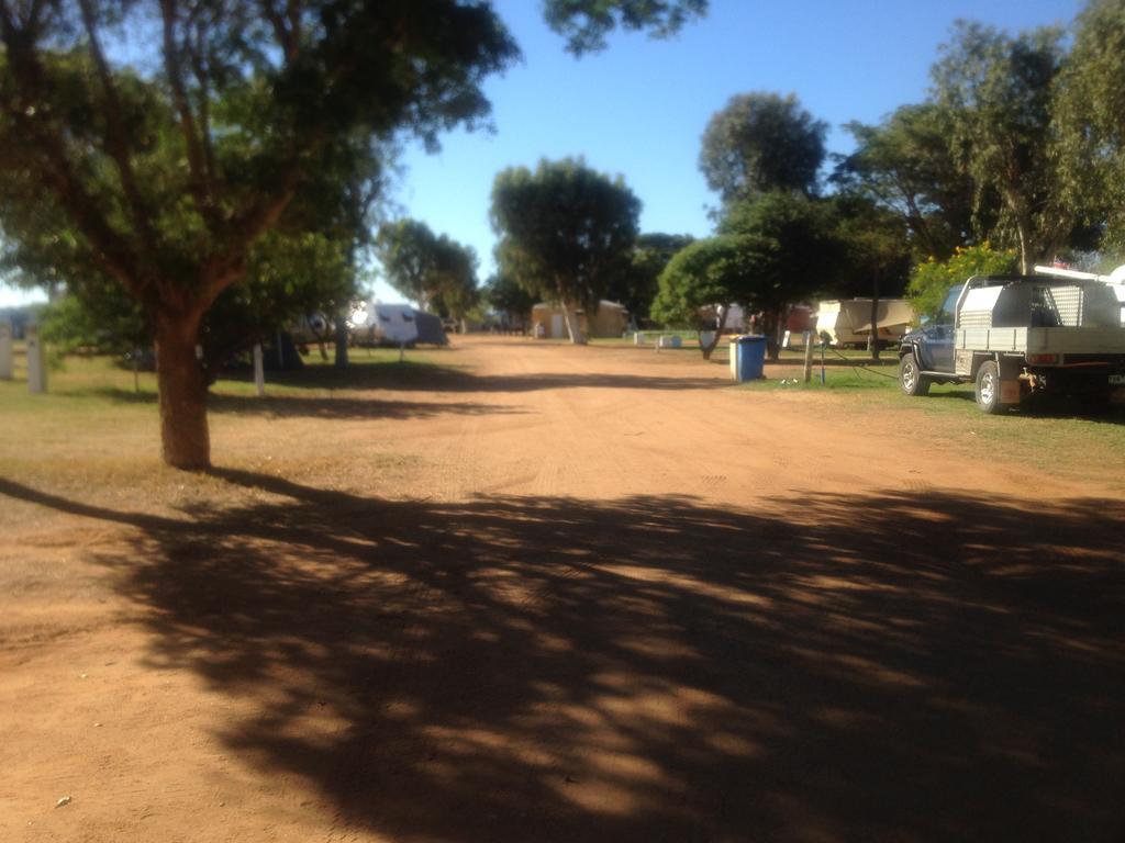 Carnarvon Caravan Park Hotel Exterior foto